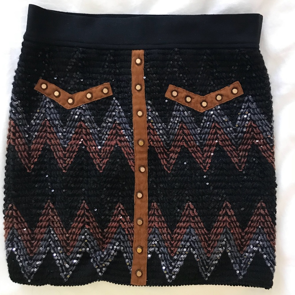 Sequin pencil skirt